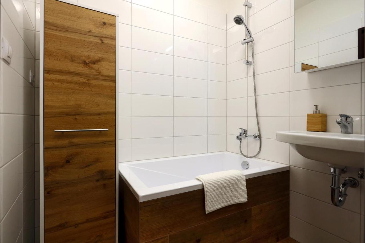 Old Town Apartment Egra  Extérieur photo