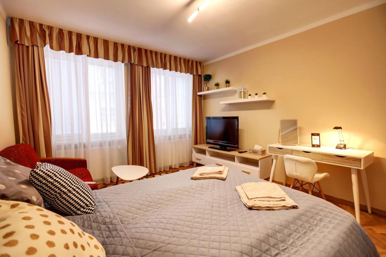 Old Town Apartment Egra  Extérieur photo